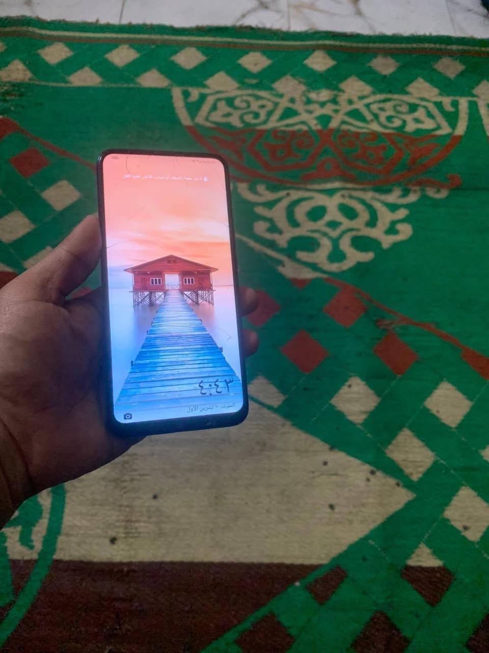 هونر 9X • ١٢٨ • شاشة مكسورة