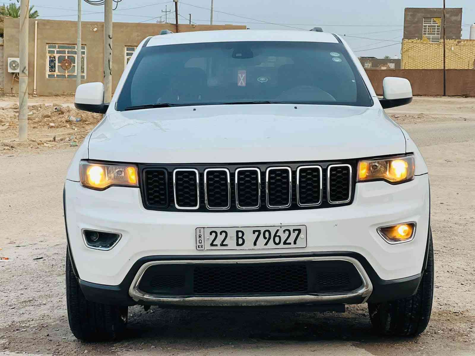 لاريدو • ٢٠٢٠ • باسمي تحويل