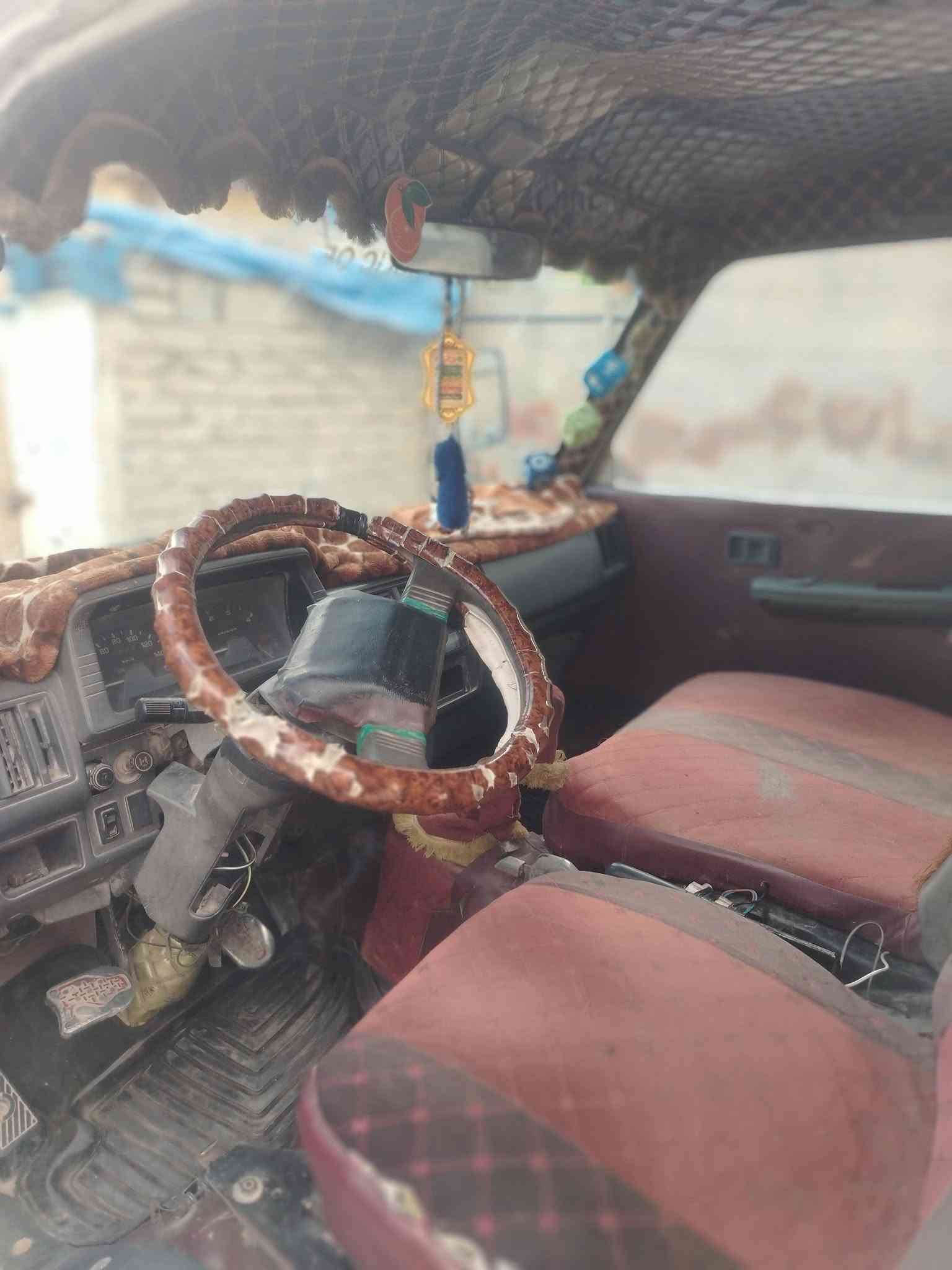 السلام عليكم كيا بنكو موديل 95 محرك بتبخير كير صدر شرط اكسل بي ونه خفيفه كهربائياتك كلها شغاله سلف جديد باتري جديد تخم تاير جديد سعر 43 وبيها مجال مكان السياره قضاء سامراء رقم الهاتف***********
