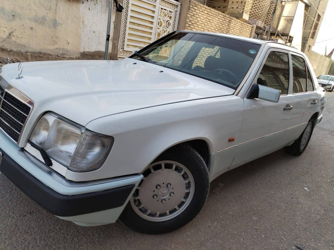 السلام عليكم مرسيدس دب موديل87 محدثة بيبي محرك كير ففتي جدد / حدادية امامي خلفي جديدة جاهزة من كولشي تبريد ثلج تريد وكالة او تحويل بكيفك مكانه نجف السعر 43 بيه مجال قليل  اتصال واتساب *********** $$ ***********
