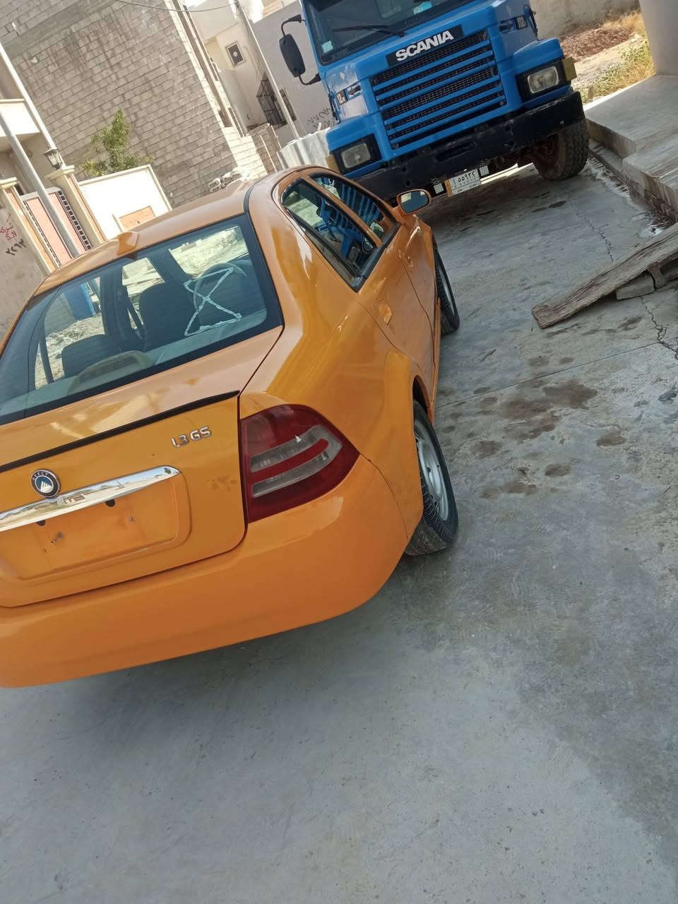 سيكي
موديل ١٣كصه جديده 
رقم نينوى بسمي الدولي الجديد 
هيئه وغرامات صفر 
بلا صبغ السياره 
كابون بانزين
محرك شرط
كير شرط 

تايرات طخم جديد  
للاستفسار الاتصال عل الرقم 
***********
