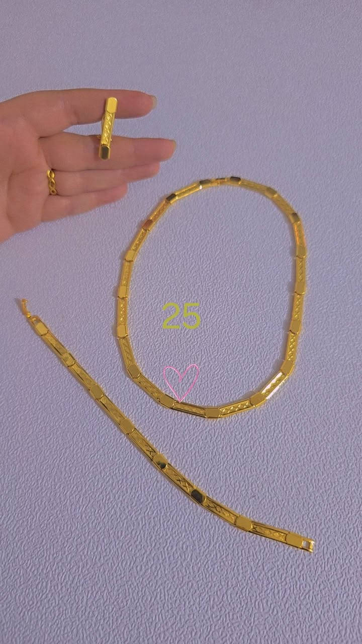 بنغالي ضمان فحص بالقاصر بفلاش بعطر اذا كشف ولو واحد بالميه لا تاخذين الطلب يجيج الطلب معطر يوصلج وشوفي

نص مكتوب في الصور:
- 25
- 10
- 5