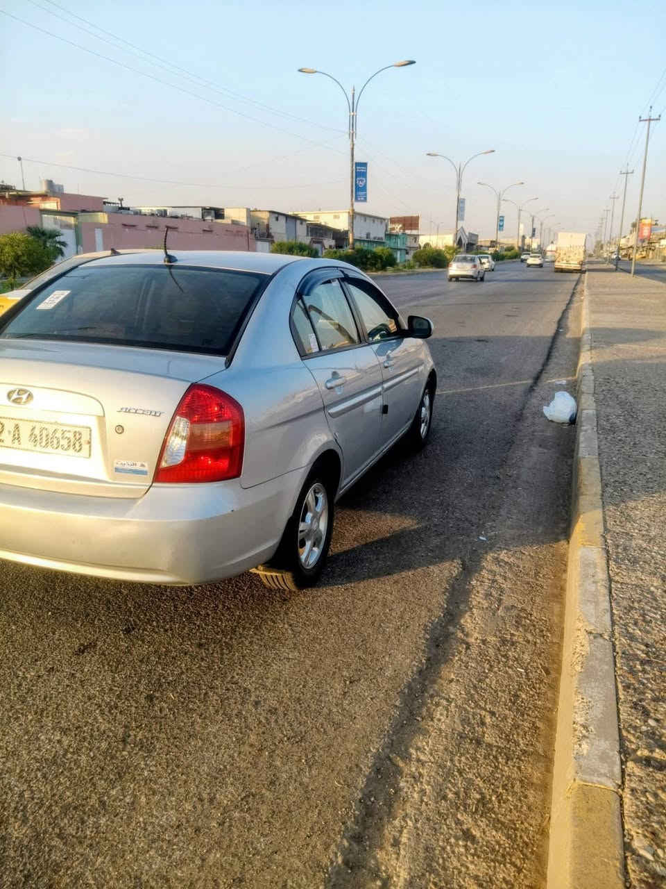 سياره اكسنت للبيع موديل 2008 رقم نينوى ودولي باسمي سياره بدون ضرر بدون صبغ فول مواصفات سياره جاهزه كير ومحرك شرط طخم خلفي امامي جديد طخم تاير جديد سياره مال بيت جاهزه تبريد شغال السعر 95 وبيها مجال بسيط ترهم معارضه حسب القناعه الاتصال على الارقام التاليه ***********
