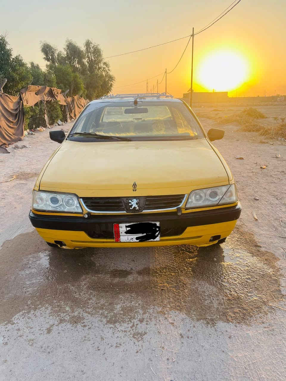بيجو ٤٠٥ تحويل مباشر السعر١٧ ورقه
مكينه وكير نضيفات كلش للأتصال ***********
حداظيه نضيقه كلش 
كهربائيات شغاله كلها  مصفره غرامات
