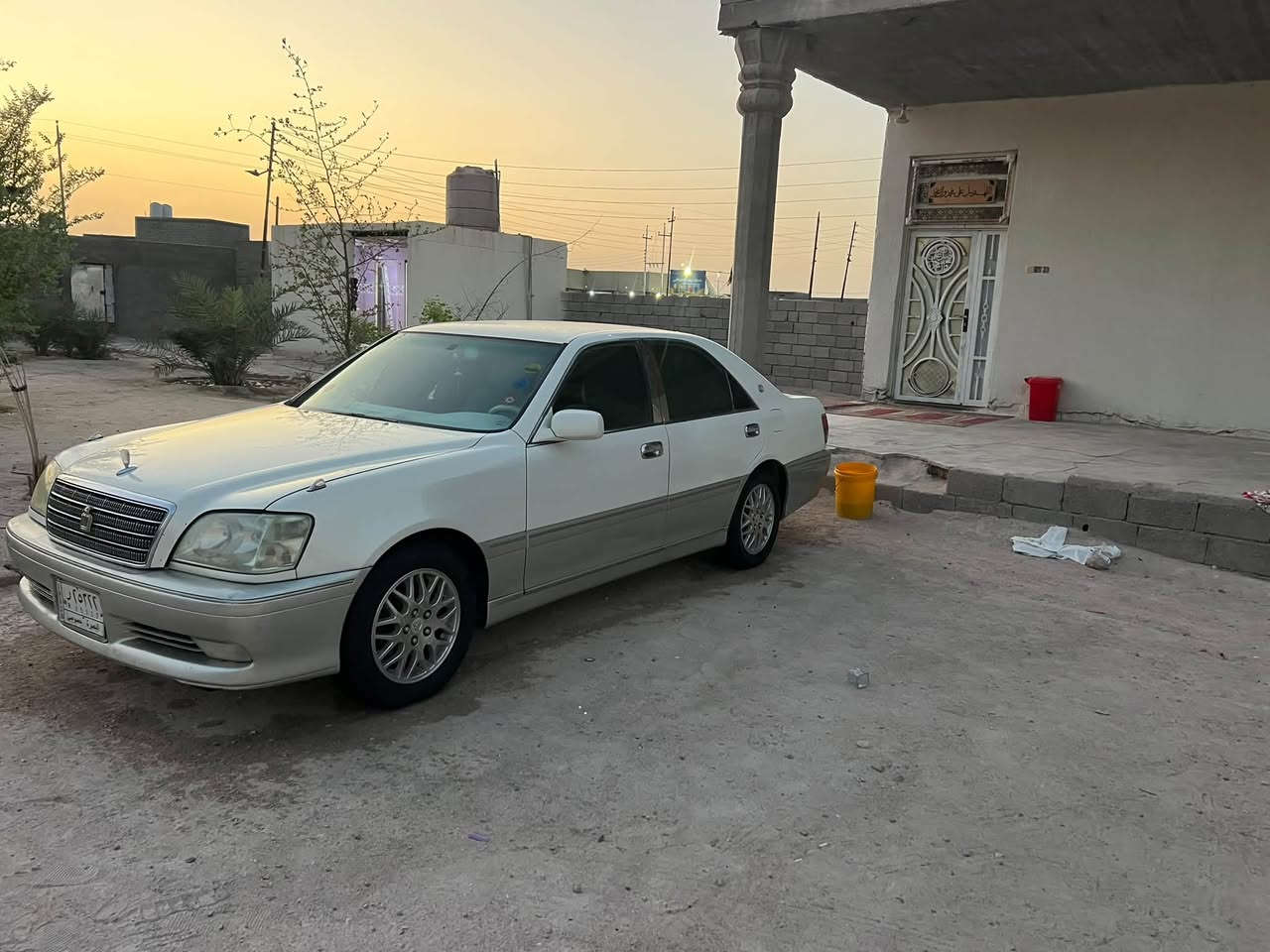 مديل ٢٠٠١ • رقم بصره • دكمتين