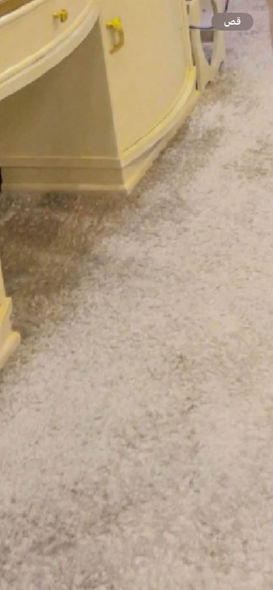فراش بيت مستعمل نضيف جدا جدا 125 الف
رصاص1 الجبير 

قياسه 7*225

وبي كصات مال درج 

220*330 رصاصي 2

البيجي 2*4 تقريبا 

واكو فضلات زايده هواي وياهن لتغطية الفراغات
***********
