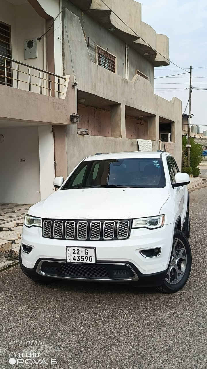 جراند شيروكي • ٢٠١٣ • كير طياره