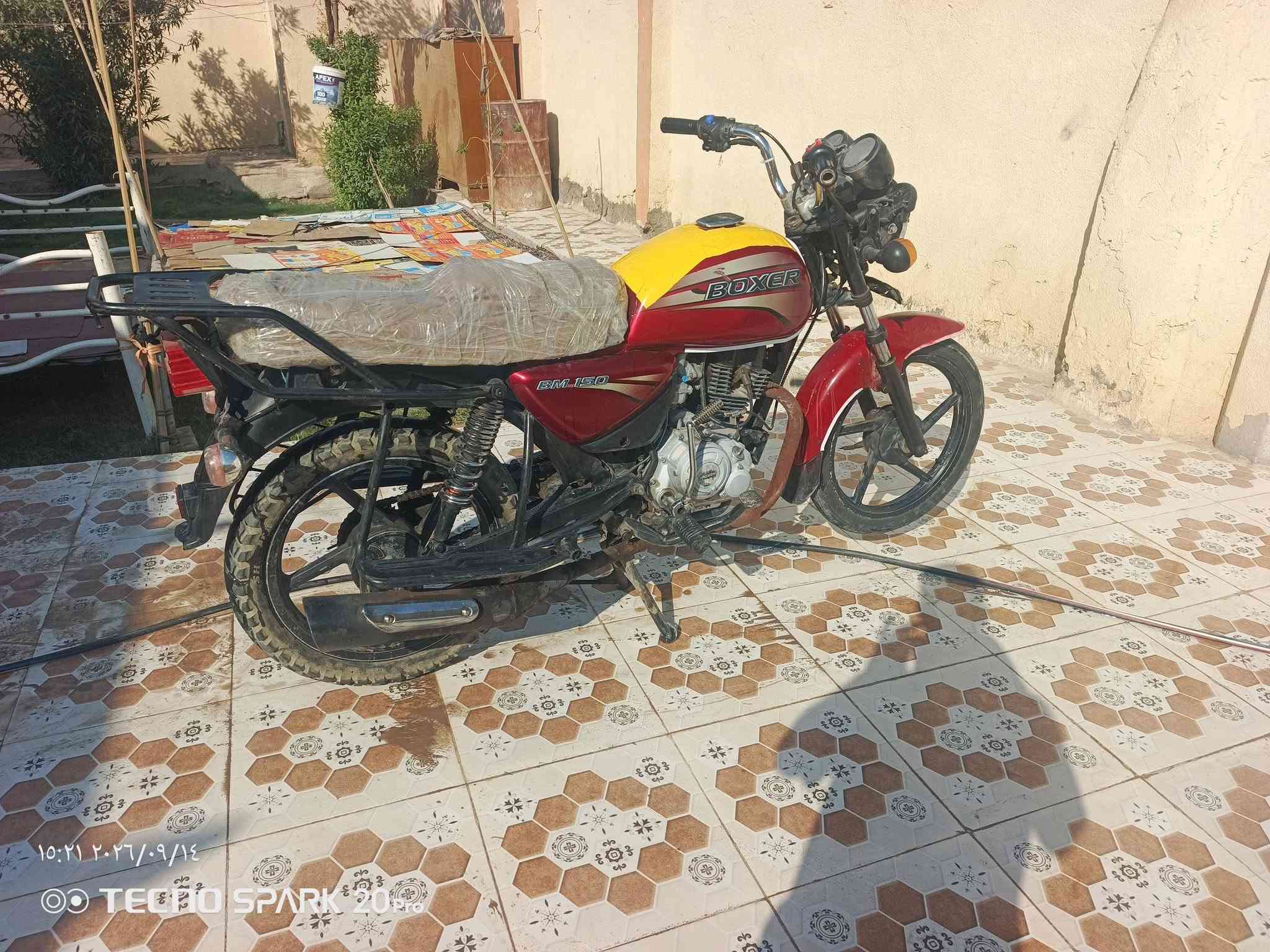 السلام عليكم دراجة بوكسركلاسك للبيع موديل 20اوراق اصولي كهربائية شغاله محرك ناعم سعره ب550وبيها مجال حك جيه مكان  بابل شوملي 
***********

نص مكتوب في الصور:
- 10:27 ٢٠٢٣/١١/١٣
- TECNO SPARK 20 Pro
- 10:17
- ٢٠٢٤/٠٢/٢٦ ١٨:٣٦
- ١٥:٢١ ٢٠٢٦/٠٩/١٤
- TECNO SPARK 20Pro
- ١٥:٢١ ٢٠٢٦/٠٩/١٤TECNO SPARK 20c