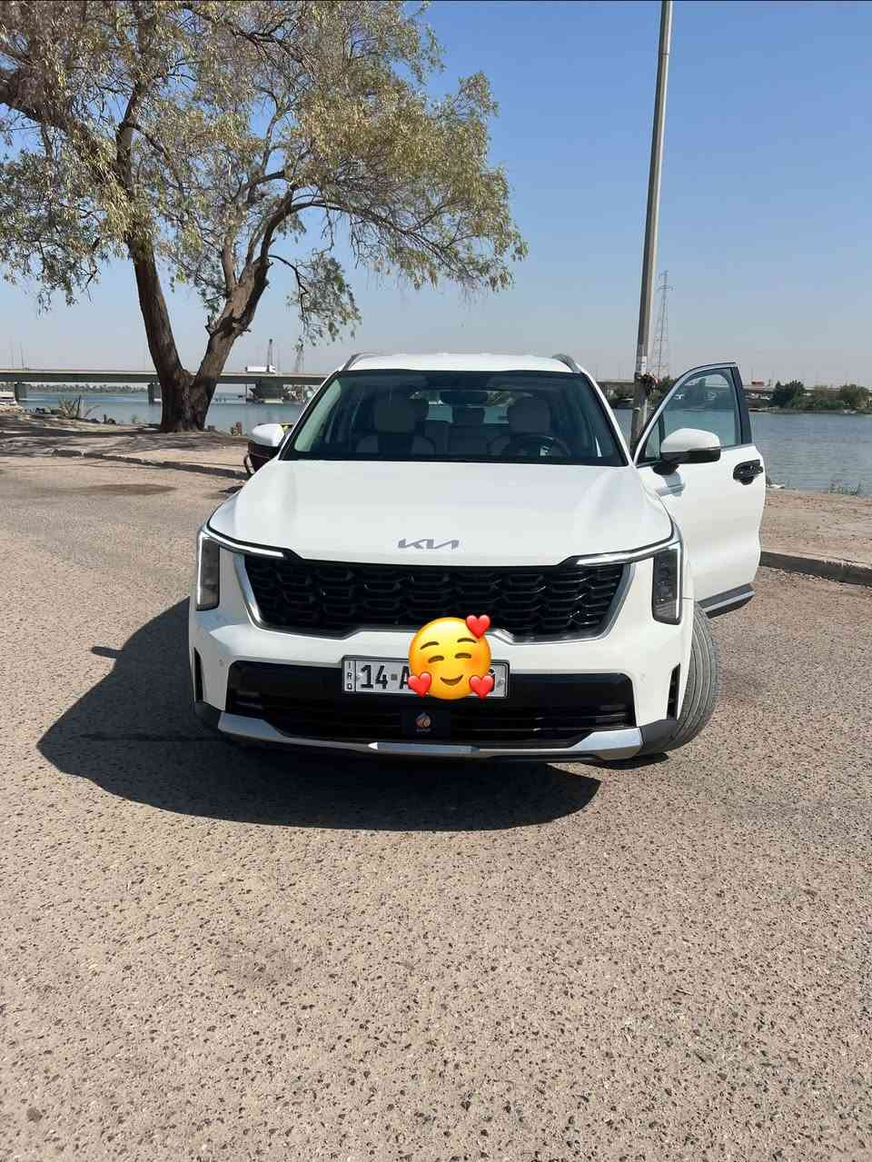 السلام عليكم سورنتو 2025 لبيع السياره محرك 6سلندر مكفول ماعدا بيه بيدار السياره ماشيه ٤٧ ألف ويل ٢٠ السعر 295 مكاني البصره رقم  ***********    الرقم***********
