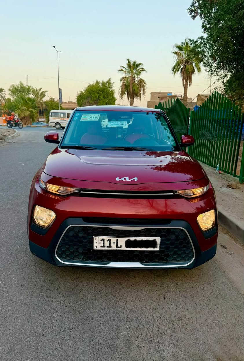 كيا صول ٢٠٢٢ امريكي محرك ٢٠٠٠ دوش نص فول شاشة جبيرة كامرا رادار جانبي وامامي توقف ذاتي سيارة نظيفة وجاهزه مابيها نقص حادثها  صفح بحم كبس بدون ايرباك  ناشر صور الحادث والسونر ماشيه 50 الف سنوية بأسمي مكاني بغداد السيديه رايدها 129 
***********
