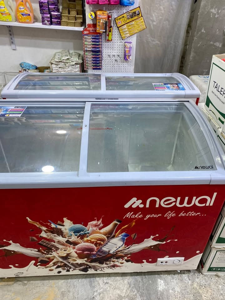 للبيع
عارضات شركة نوال مديل حديث جدد كلش نضيفات 
العدد 3 
الحجم 16 قدم 
سعر الوحدة 400
مكاني البصرة الجمهورية 
*********** واتساب فقط
