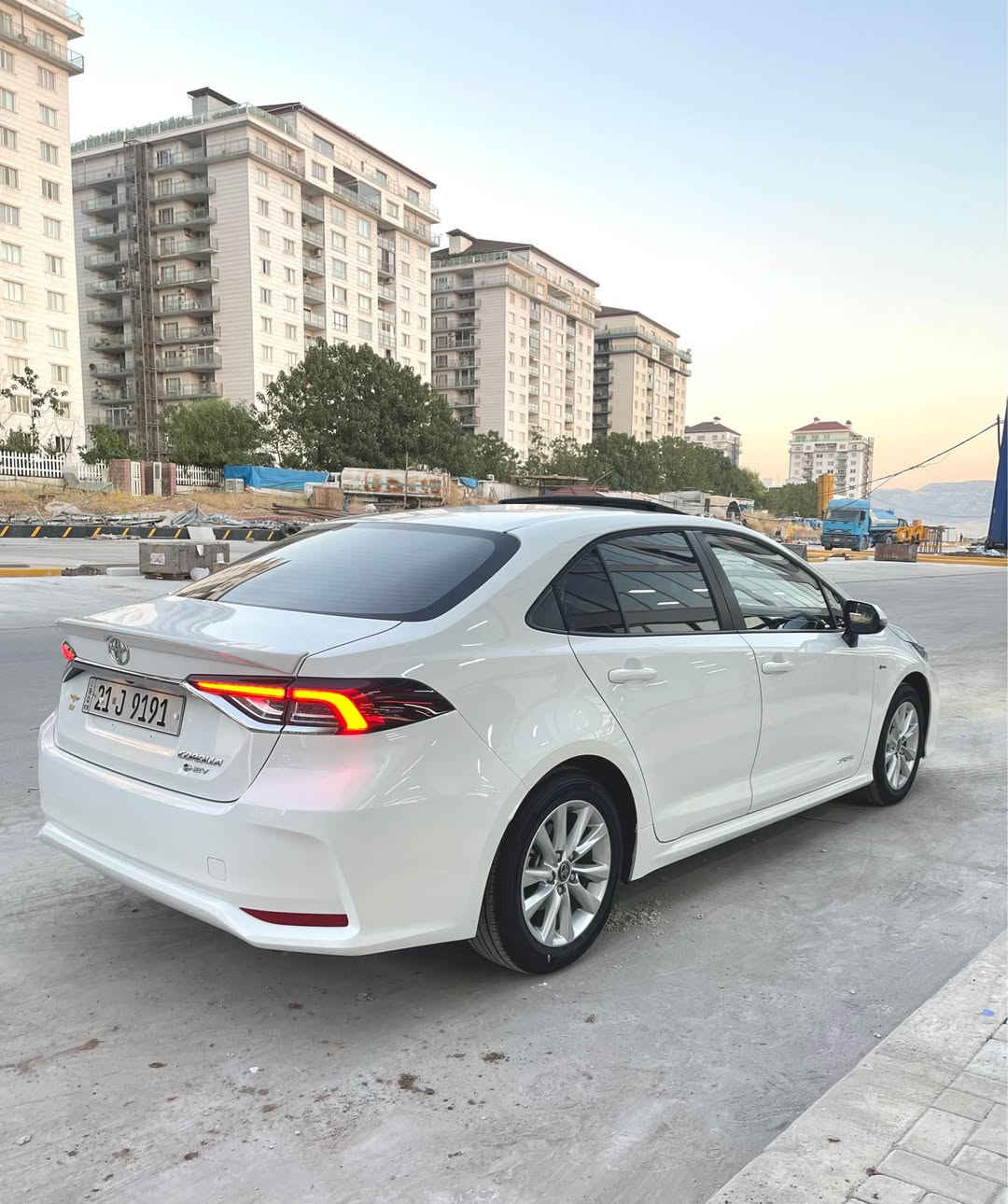 Corolla 2025 HEV 
کامل جوانکاری کراوە 
و باڵی سندوق
 گاعی قاڵب 
گاعی شه‌ریكه‌ی ڕانه‌خراوه‌ 
٢ به‌صمه‌ی شه‌ریكه‌ی له‌گه‌ڵه‌ 

‎١٤ هه‌زار رۆیشتووە 
‎بی بۆیاخ بی سارد بی تەزرە
هەمووی بەشەرت
سۆنه‌رم داناوه‌
نرخ 173$ مامه‌ڵه‌یه‌كی كه‌م 
*********** السليمانية, العراق
