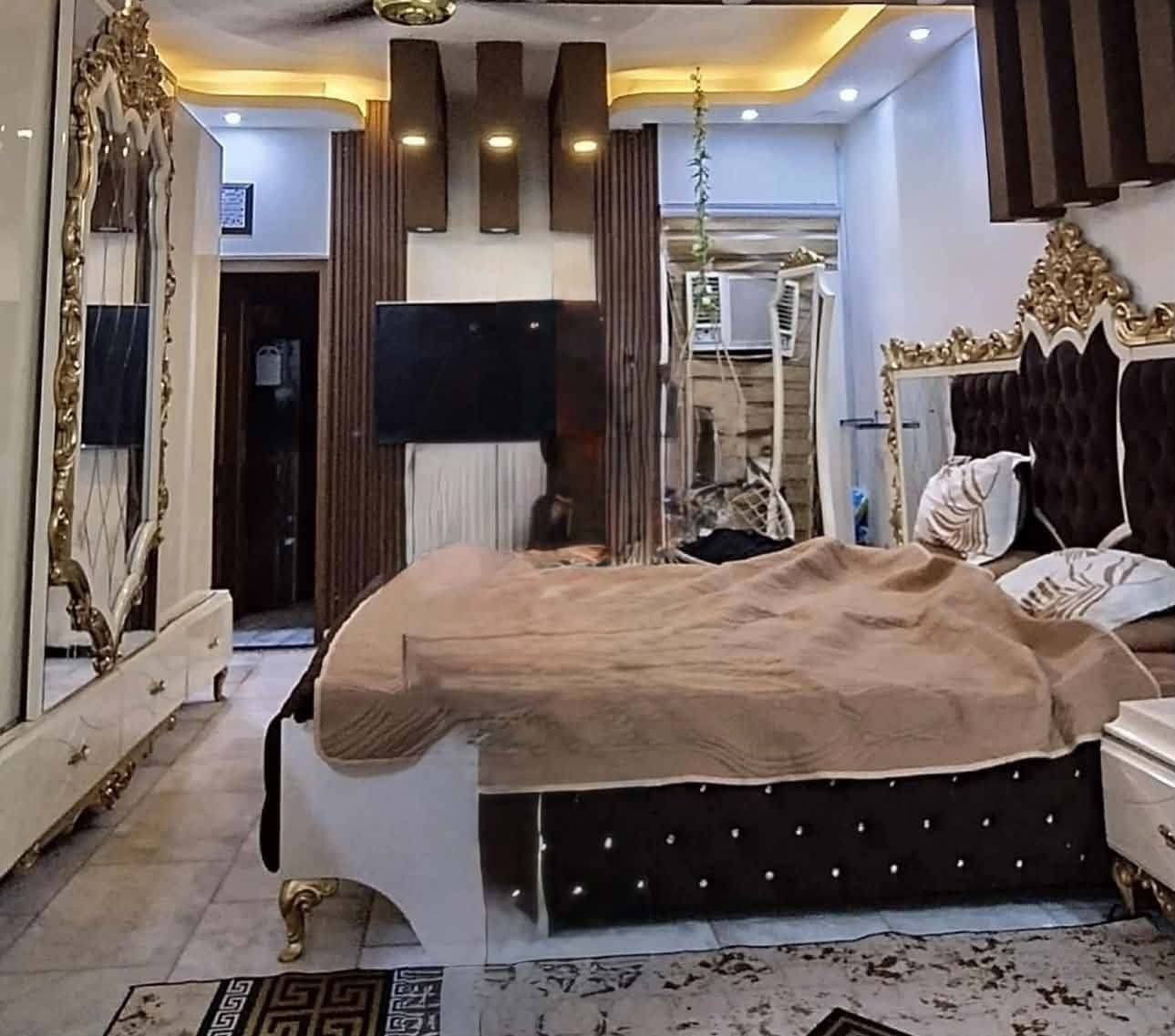 غرفه نوم للبيع ٧قطع مكانه اعلام السيديه*********** واتساب فقط *********** الرد فقط ع واتساب

