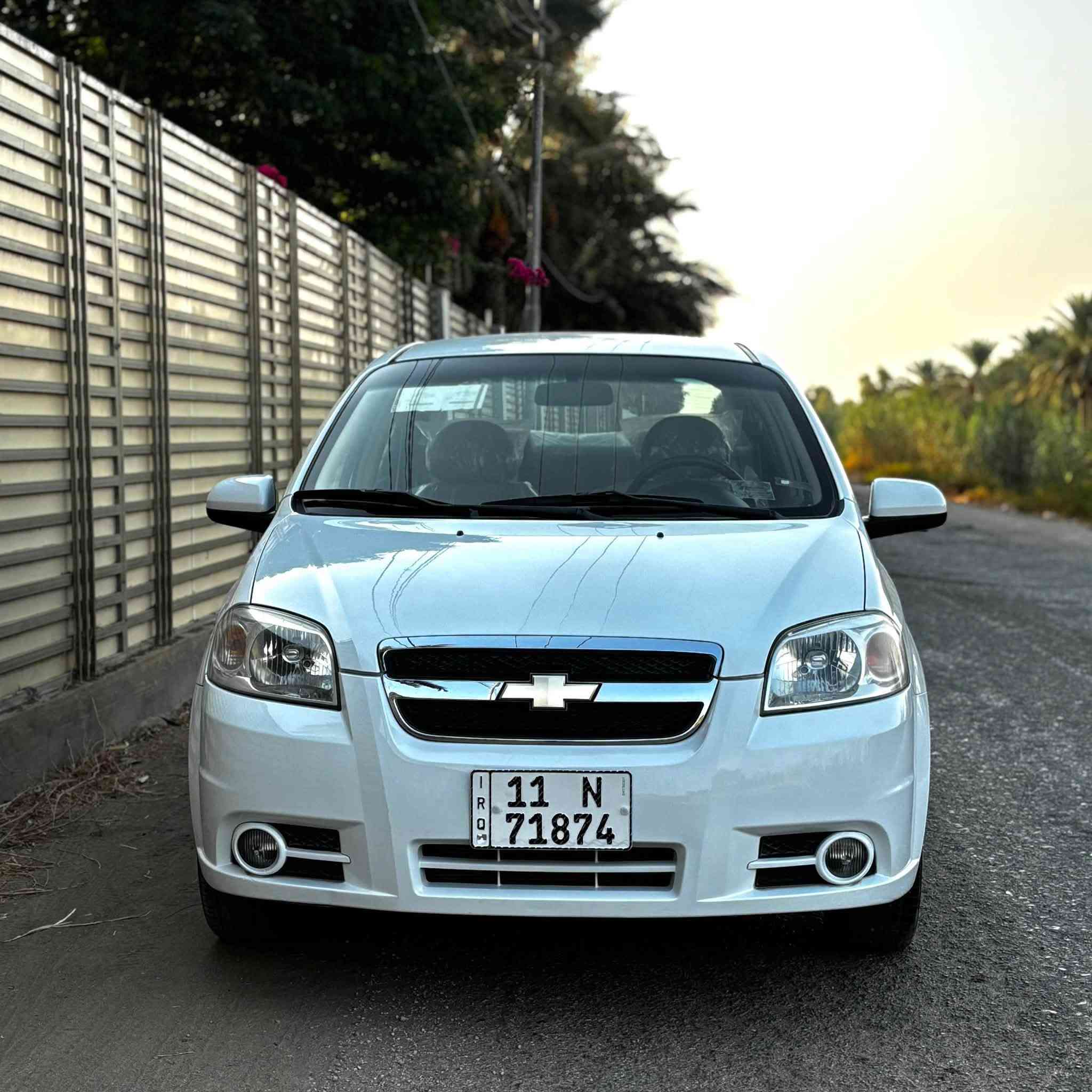 السلام عليكم
للبيع Chevrolet Aveo رقم بغداد

2011 الوحيدة بالعراق بهذه النظافة السيارة بوضع الشركة والزيرو بعداد 30 الف حقيقي فقط فقط  وشرط 

ملصق الشركة الاصلي لسه بالجامة الأمامية + كبات الشركة الأصليات + ارضيات الشركة الاصليات

رقم بغداد الدولي الجديد

فول مواصفات جام أربعة كهرباء 

السيارة كير محرك كهربائيات حدادية كله 

وضع الشركة بدون فتح او تبديل برغي واحد

السيارة مي الشركة الاحمر لسه بيه 

غرفته زيرو زيرو بدون شخط

تبريد ثلج ثلج 🧊 

بدون ضربة بدون تبديل بدون فتح بدون صبغ

الكشر جديد جداً فقط اكو رشة بسيطة بربع باب السائق  الجوه حتى ماتسوه احجي بيه بس تنذكر لدقة بذكر جميع التفاصيل

الباقي مكفول مكفول

سيارة بتراب الشركة

مكاني بابل الحله

السعر 87 مع مجال بسيط جداً جداً 

للاستفسار الإتصال على الرقم

‭***********
