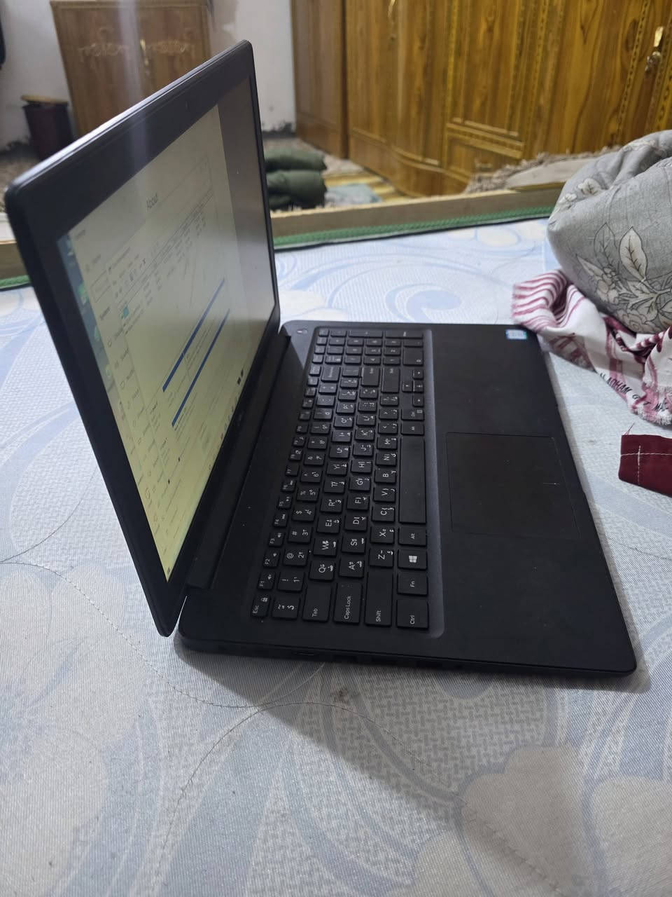 لابتوب • i5-8265U • ٨جيجا