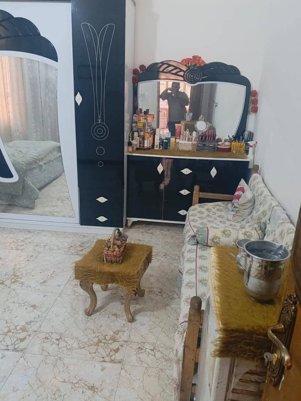 غرفة تركية • للبيع • بغداد