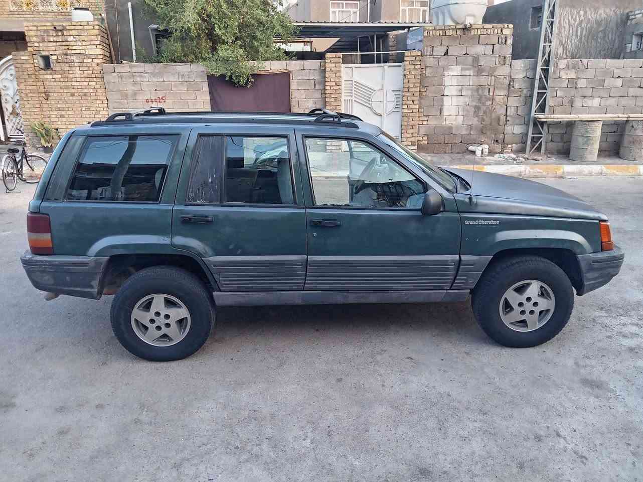 السلام عليكم جيب موديل 94 رقم بغداد مشروع وطني تحويل ثاني يوم سياره محوره كير ومكينه ففتي ومحرك وكير وحداديه جاهزه السياره من الضربه كهربائيات مكفوله من الضربه والعيب الشرعي سياره بلاديه السعر 34 المكان واسط قضاء الحي الرقم ***********
