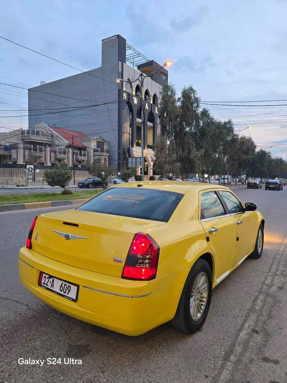 للبيع
سعر 115$ وبي مجال شي قليل
اوباما c300 موديل 2009
محرك 6سلندر حجم 3500  كير اوتوماتيك
 شرط المحرك والكير 
🚫 سيارة بدون حادث  جاملغ امامي يمين مبدل بدون دواخل 
رقم نينوى دولي  سنوية جديد شرط التحويل 
خطها موصل ✈️.بغداد . هيئة مصفرة 
 شاشة كامرة   كروز سرعة  كشن كهرب abs
 تبريد قطعتين يدات ومري نيكل
سيارة مصروف عليها وجاهزة 
***********
***********
