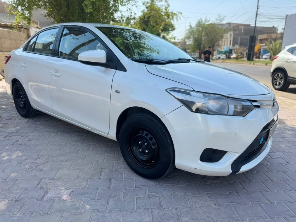 السلام عليكم 
تويوتا يارس للبيع 
خليجي 
موديل ١٦
شاشه كامره
حساس
مكفوله من الصبغ بيها بارد
كامله مابيها نقص وجاهزه
رقم اربيل تريد تحويل تريد وكاله
مكاني بغداد البنوك
***********
