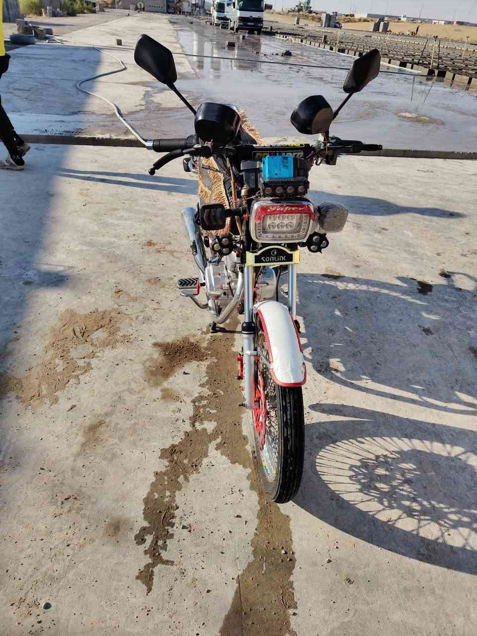 ماطور 4كير موديل25 كفاله عام  شرط  أوراق كامل 
***********
