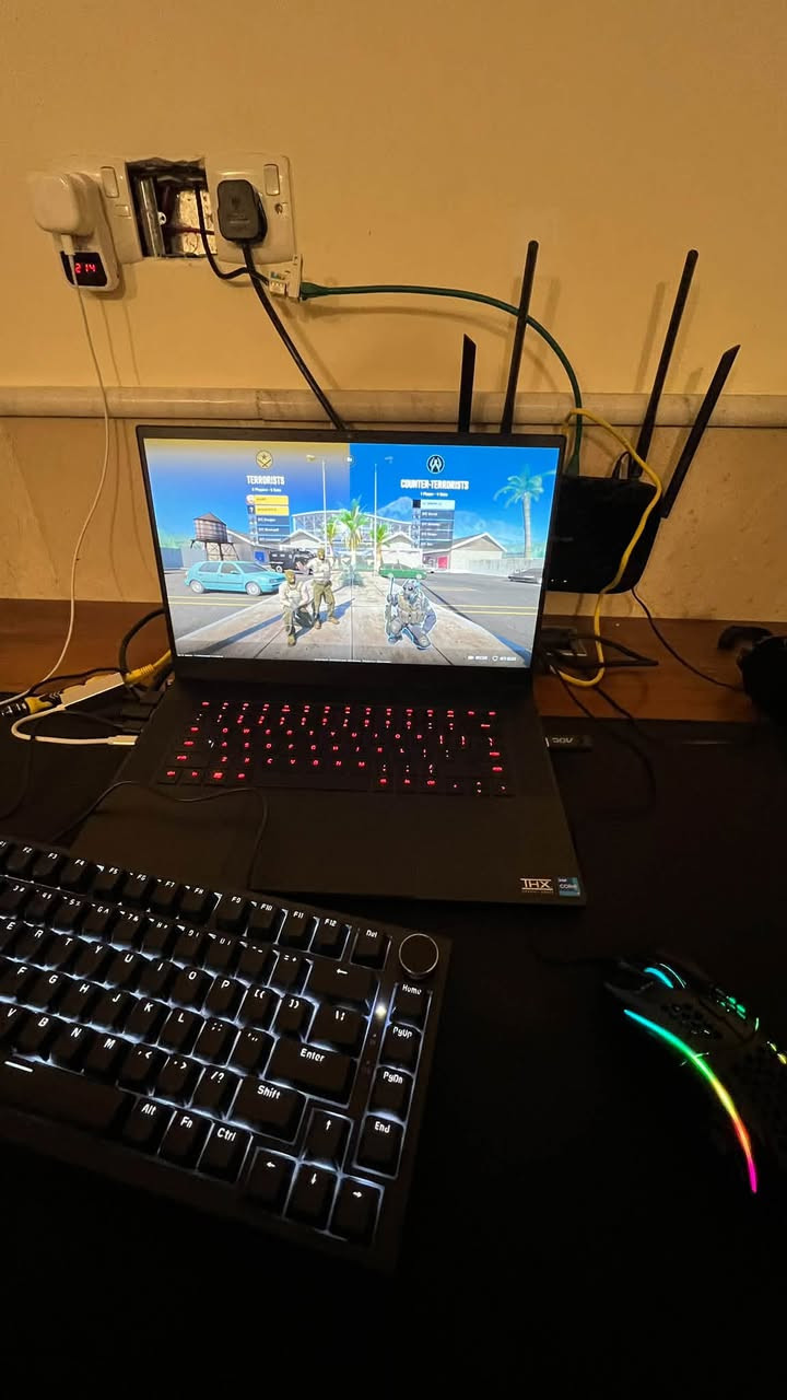 رازر بليد 15 • RTX 3080 • شاشة 2.5K 165Hz