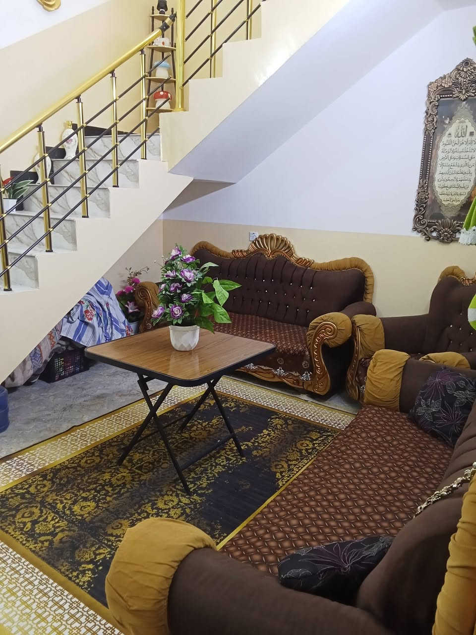 بيت مساحة 120 للبيع منطقة سبع قصور قرب سدة ثالث فرع بيت رفت حديث تفاصيل وفديوهات متكون من غرفتين وستقبال ومطبخ وصالة 120 مربع المساحة 120 مربع قاط ونص  ***********
