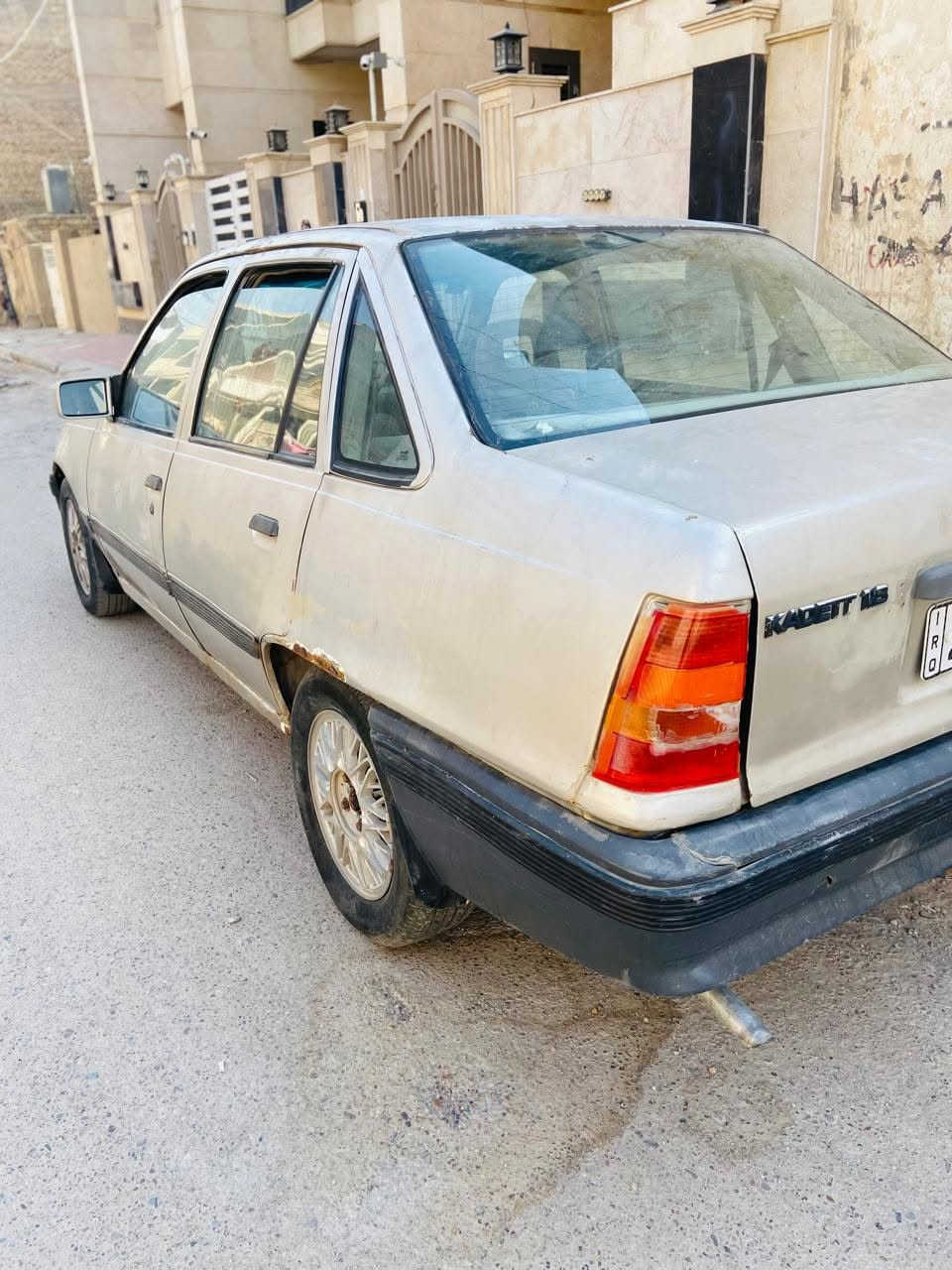 اوبل كاديت • محرك 1800 • كير عادي