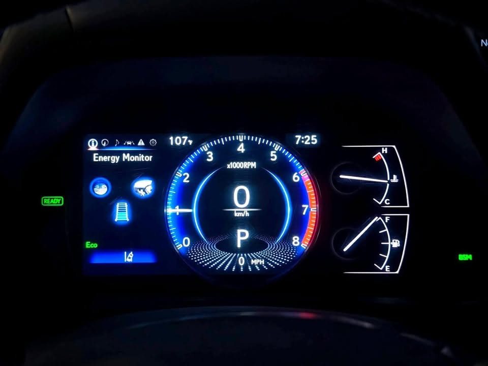 للبيع – Lexus UX 250h 2024 🔥

لكزس UX 250h موديل 2024 هايبرد 
🔹 أعلى مواصفات 
🔹 ماشية فقط 40 ميل
🔹 شاشة لكزس الكبيرة
🔹 Hybrid 250h
🔹 فتحة سقف
🔹 داخلية جلد
🔹 مقاعد كهربائية
🔹 تدفئة وتبريد المقاعد
🔹 ذاكرة للمقاعد
🔹 تشغيل بصمة / دخول ذكي
🔹 كاميرات 360°
🔹 حساسات أمامية وخلفية
🔹 رادار ومثبت سرعة متكيف
🔹 نظام المحافظة على المسار
🔹 تحذير النقطة العمياء
🔹 فرملة طوارئ
🔹 إضاءة LED
🔹 شاشة وسطية كبيرة مع أنظمة الاتصال
🔹 نظام صوت فاخر
🔹 Apple CarPlay & Android Auto

🚨 السيارة صووة حدثها موجود قطعتين ومصلّحة، وحالتها فوق الممتازة.

‎سعر السيارة 210 وبي مجال 

رقم السيارة بغداد للتواصل : ***********
