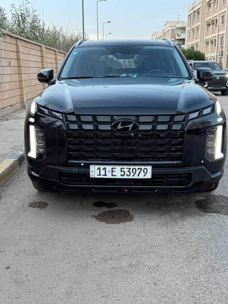 بلسايد موديل 24  فئة لمتد لون نيلي فول مواصفات تبديل بنيد وبيه بارد في جاملغ الايمن فقط ماشية 25الف ومرقم بغداد وباسمي السعر 240 بيه مجال بسيط 
مكان السيارة الحلة 
*********** فقط واتساب
*********** فقط واتساب
