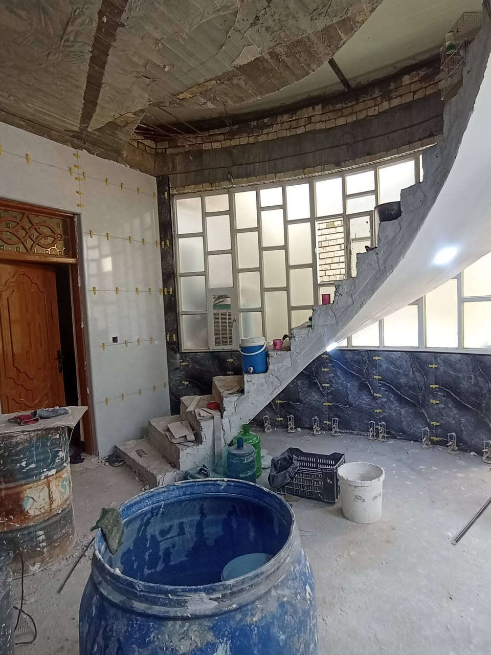 سلام عليكم خلفه سيراميك الواح بورسلين جداري وارضي حاليا متفرغ للاستفسار الاتصال على الرقم *********** مكاني نجف كوفه
