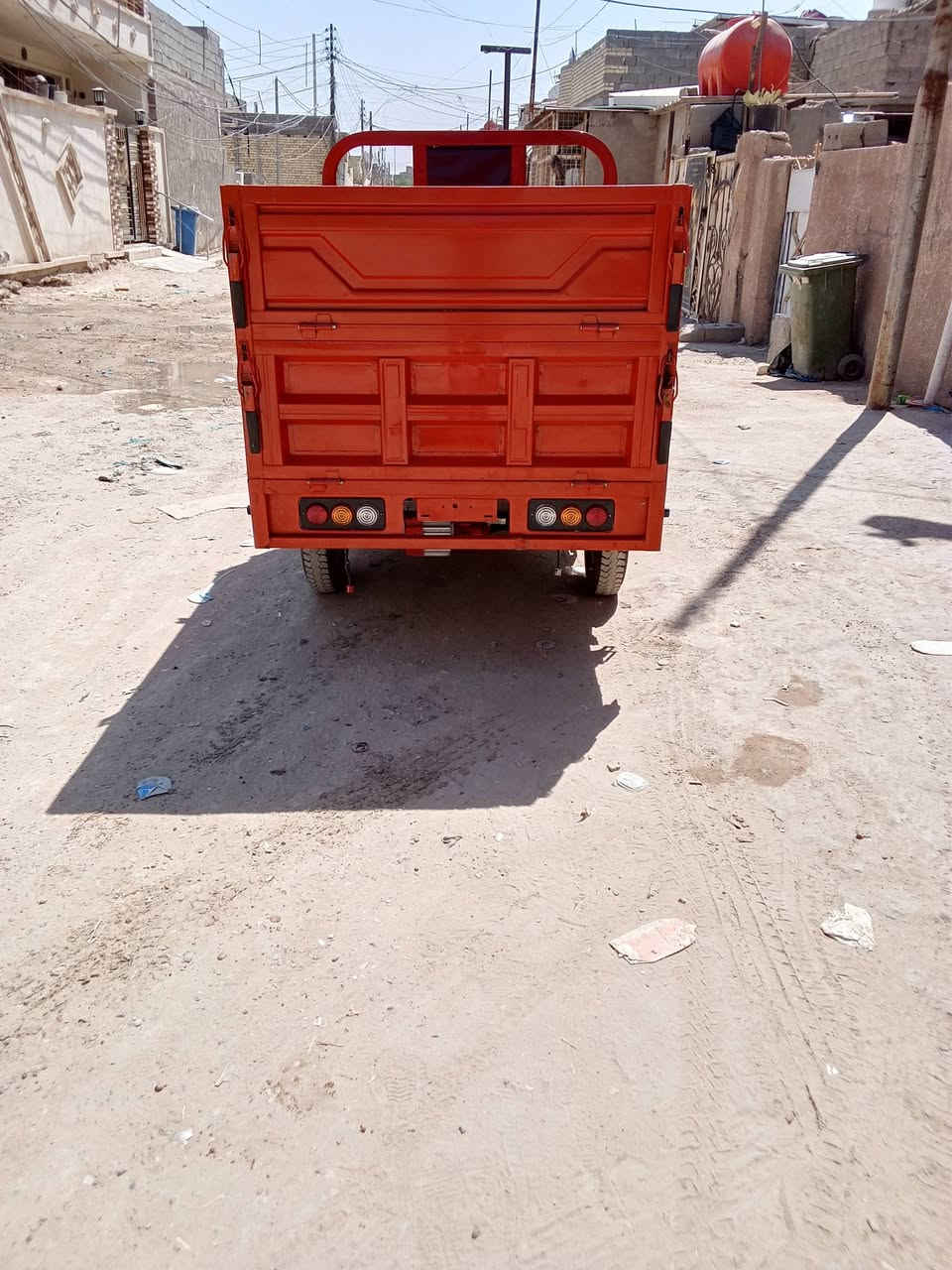 السلام عليكم عوده بسبب الوعود الكاذبه ستوته شحن حجم وسط خمس بطاريات مسطر 38امبير 12فولتيه موديل 2026 البدي العالي السعر 1250 وبيها مجال الهاتف *********** يوجد خاص فقط  المكان بغداد  او مراوس ستوته بانزين نضيفه بس كون  قريبه على منطقة الزعفرانيه
