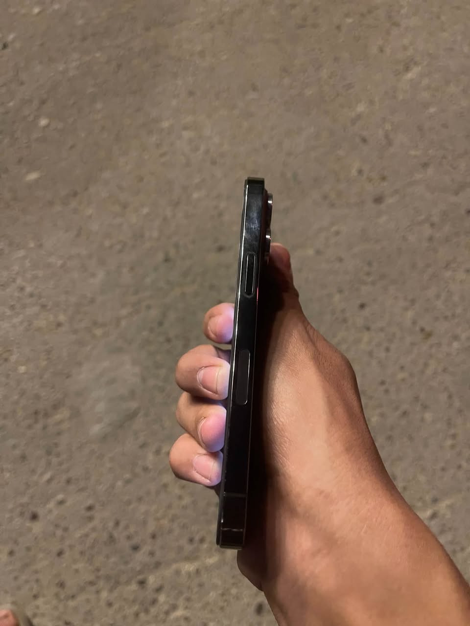 السلام عليكم اخوان🤝
ايفون 13 PRO فقط مو برو ماكس✅
ذاكره 256gb💽
لون نفطي 🖤
الجهاز كلش حلو و نضيف و كلشي شغال بي فيس ايدي كامرات فرمت حدث اتصال كلشي بالجهاز شغال❤️
مشاكل الجهاز مبدل شاشه و بطاريه و كامره الكامرات تفصيخ و الشاشه و البطاريه نوعيات كلش حلوه ❤️
و الشاشه صار بيهة شوه فطور بسيطه 
سعر الجهاز 360💵
مكاني بغداد الدوره 📍
للستفسار اكثر تفضلو خاص او اتصلو على الرقم 
***********
اخوان الي ميعجبه الجهاز ليكسر بي و الي مو شراي ليدخل و شكراً❤️

نص مكتوب في الصور:
- ٦:٣٨ القطع والخدمة تجمع Apple سجل تاريخ القطع والخدمة، وهذا السجل يعرض معلومات عن هذا الـ iPhone وحالته وتفاصيل إصلاحه. معرفة المزيد... يتوفر تكوين الكاميرا تم اكتشاف كاميرا خلفية جديدة. يرجى إعادة التشغيل لتكوين الكاميرا الخلفية الجديدة لهذا الـ iPhone. معرفة المزيد... إعادة التشغيل والانتهاء من الإصلاح سجل تاريخ الخدمة الشاشة غير معروف البطارية غير معروف