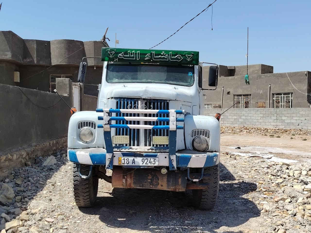 سلام عليكم سكانيا 111موديل 79رقم نكليزي سنويه الى 30بل سنويه حوضيه كير محرك شرط شاصيه مكفول بس التانكي نص عمر السعر 16مليون العنوان سماوة الرقم ***********
