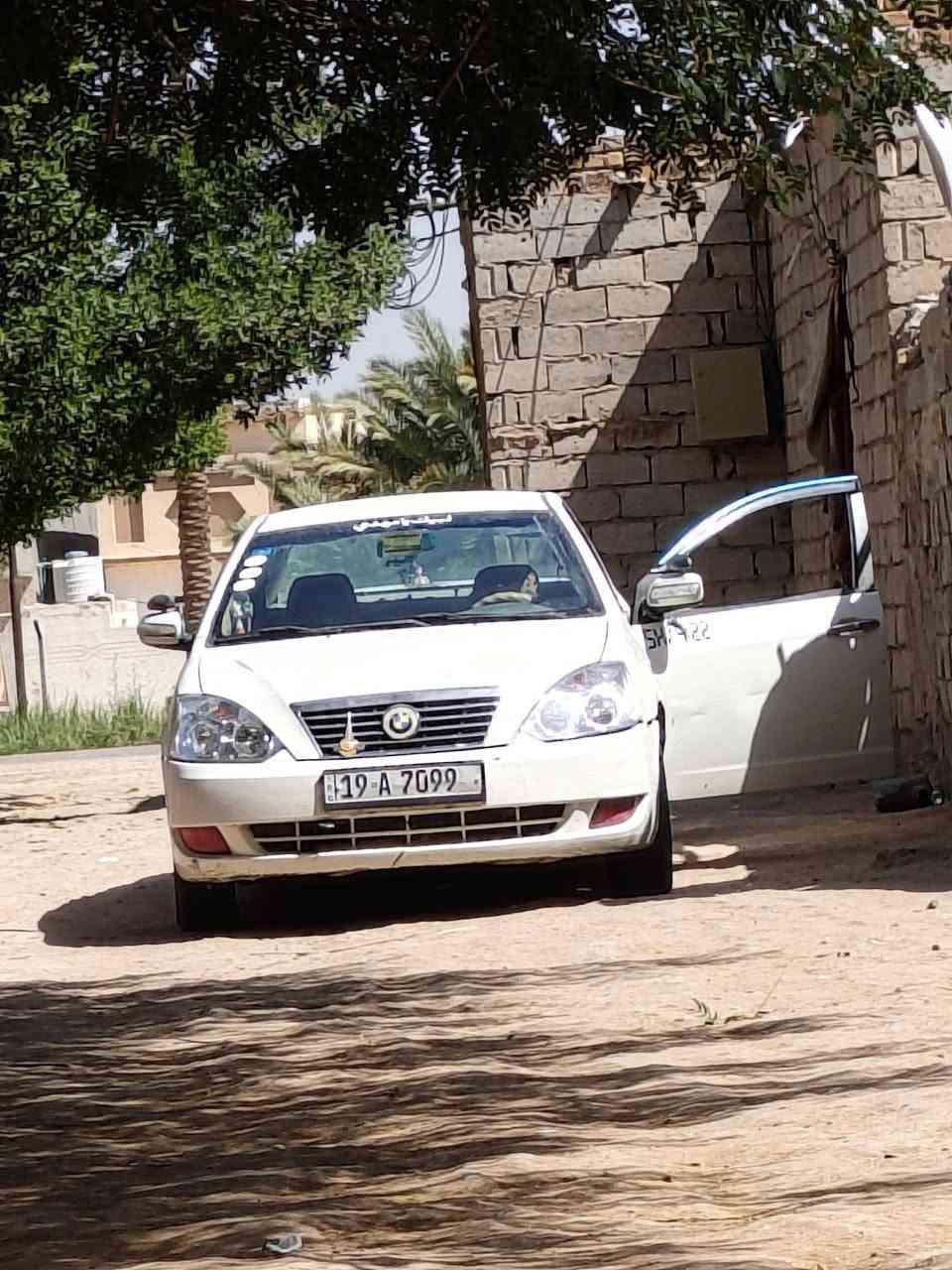 جيلي للبيع موديل 11سياره خير من الله كل شيء مابيه نقص مكينه وكير عادي خير من الله مال جناي تبريد شغال السعر 45بيه مجال ***********
