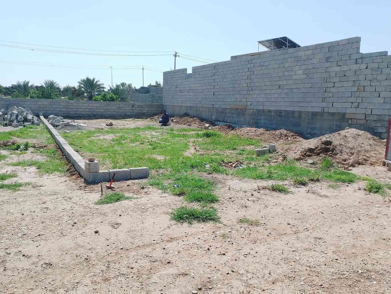 قطعة ارض للبيع طريق الامام المحسن خلف سيطرة الجيش سند 25
200م
للاستفسار الاتصال 
***********
