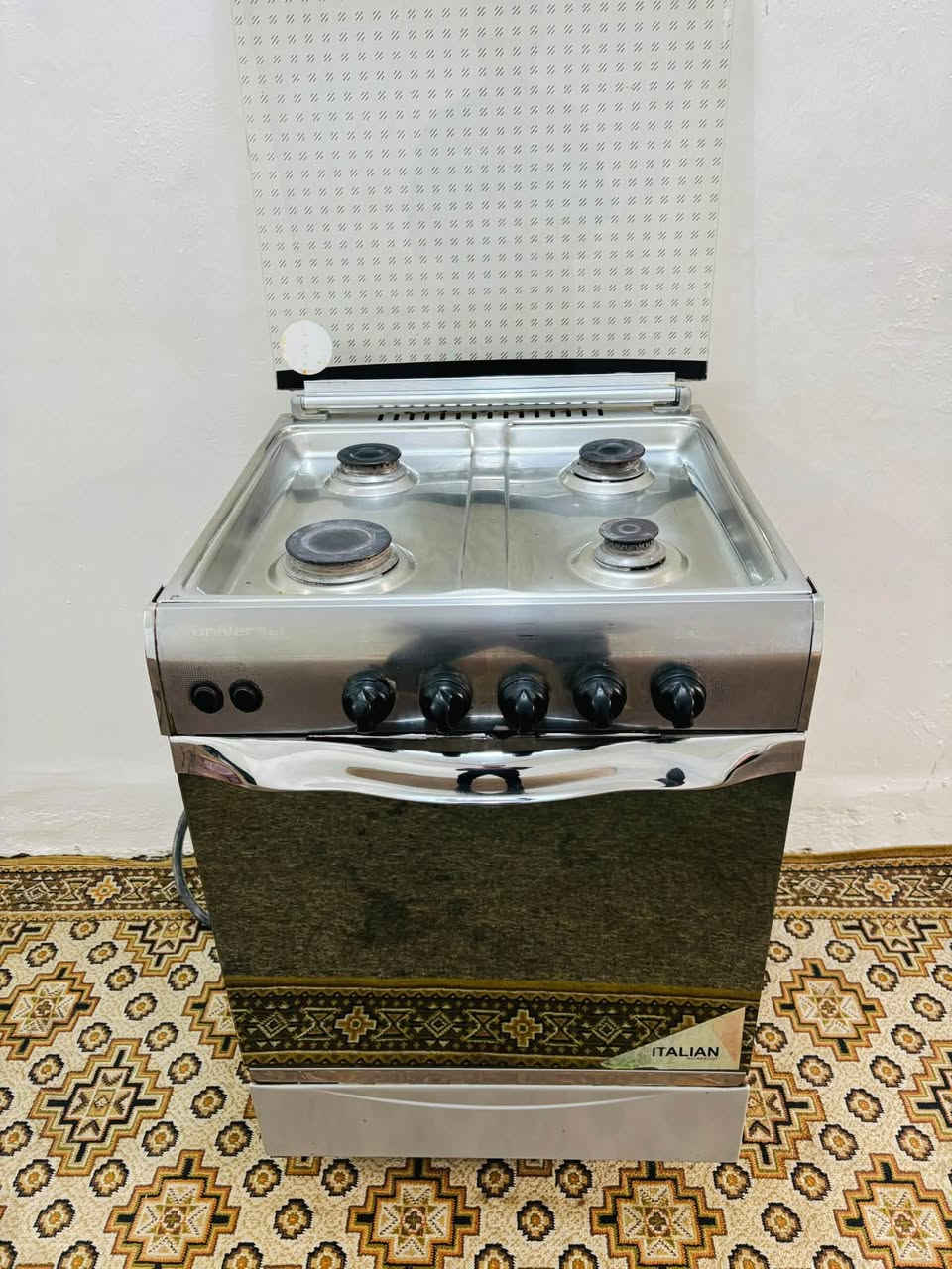 طباخ ايطالي • ٤ عيون • فرن كهربائي