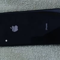آيفون XR • ذاكرة ٦٤ • مكسر بالظهر