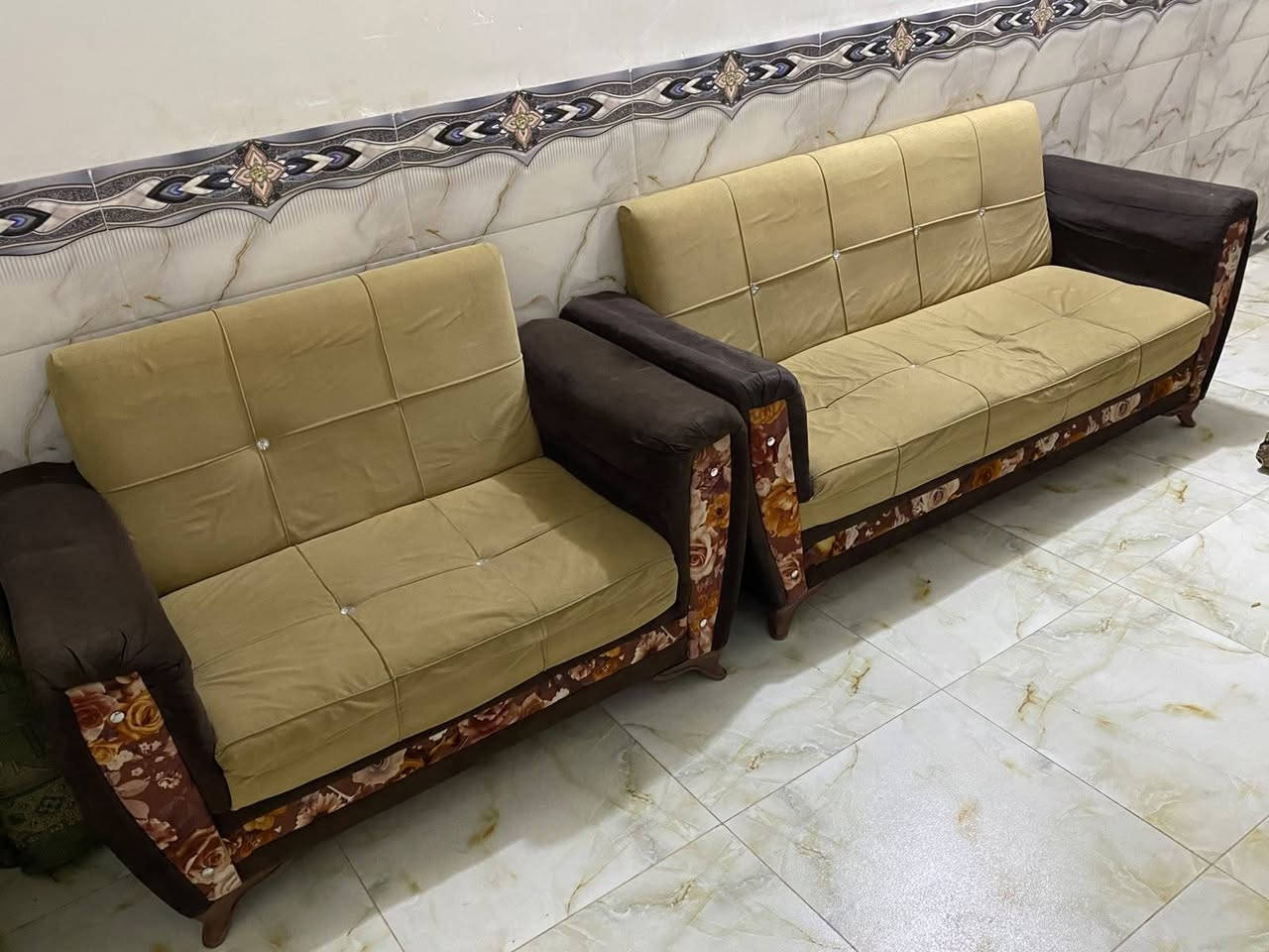 تخم قنفات تركي 3 قطع 7 نفرات نضيف سعره كلش مناسب 100 الشراي يتفضل خاص او الاتصال *********** واتساب فقط عنوان نجف حي ميسان بالزراعي النجف, العراق
