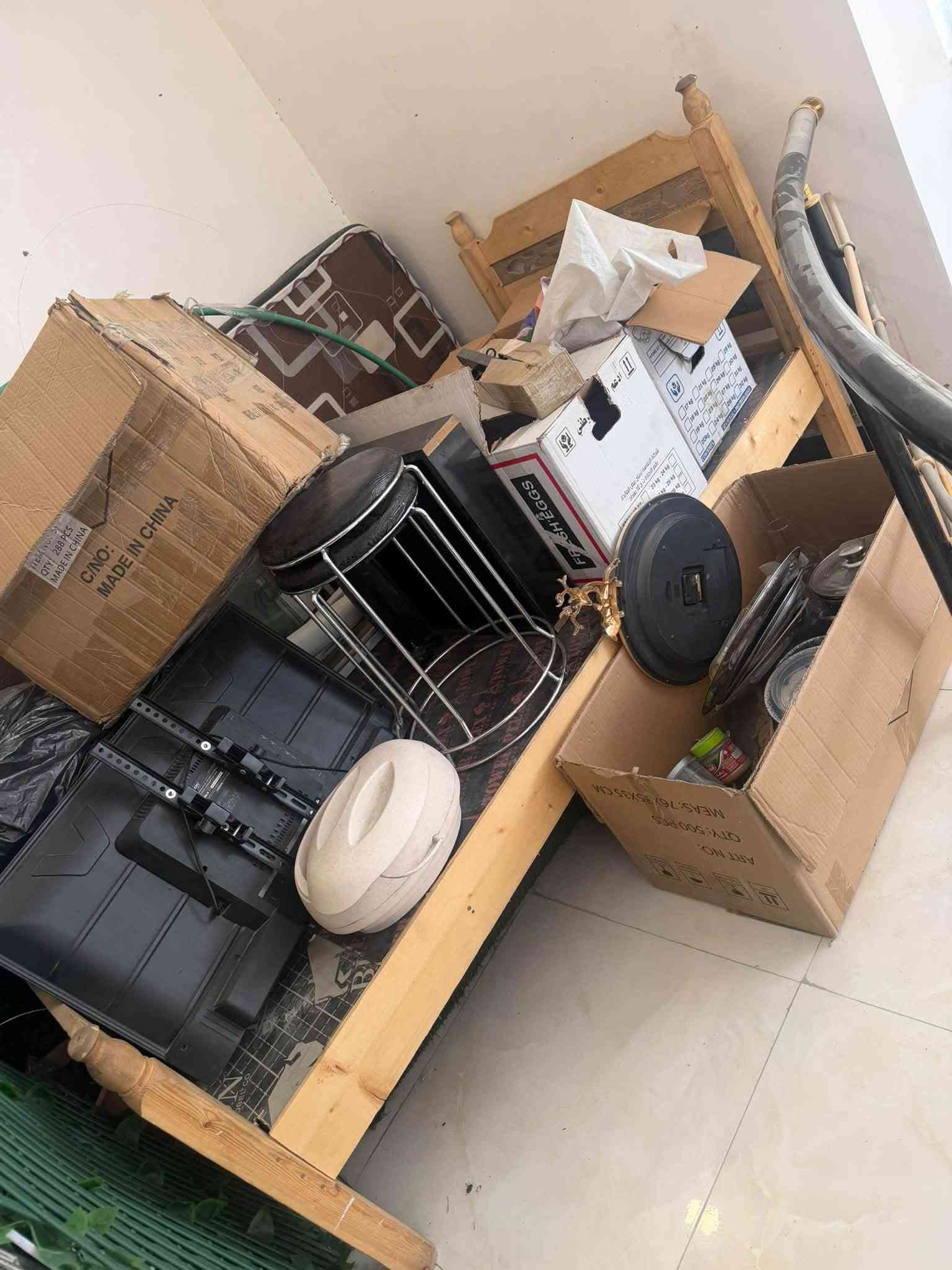 اغراض للبيع نضيفه 
مابيها اي ضرر 
مكاني البلديات 
***********
