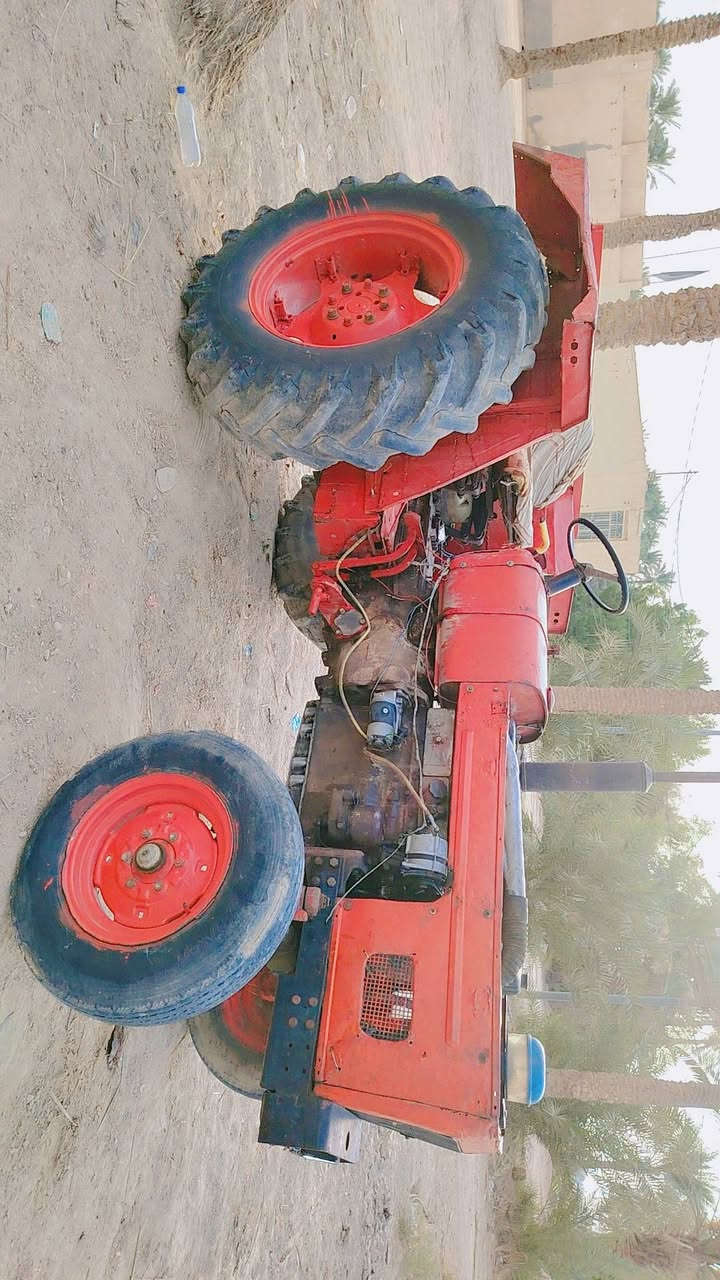 عنتر للبيع بدون جاهزه كير محرك وبم تجفيت جديد حهاز رفع مضبوط باور سلف جديد باتري جديد تايرات حجم 30 نص عمر مكان نجف عباسيه طبر سيد جواد 
السعر 2750 مجال كلش قليل ***********
