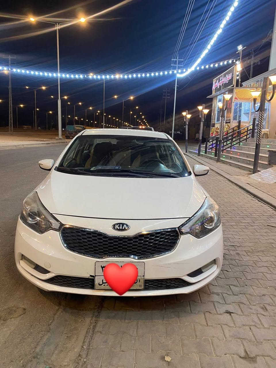 سلام عليكم كيا سيراتو مديل 14 رقم اربيل الماني راعي سياره نجف محرك 1600 تبريد عوزه كبريسر سياره بيه 3قطع لسعر 105 وبيها مجال قليل رقم ***********
