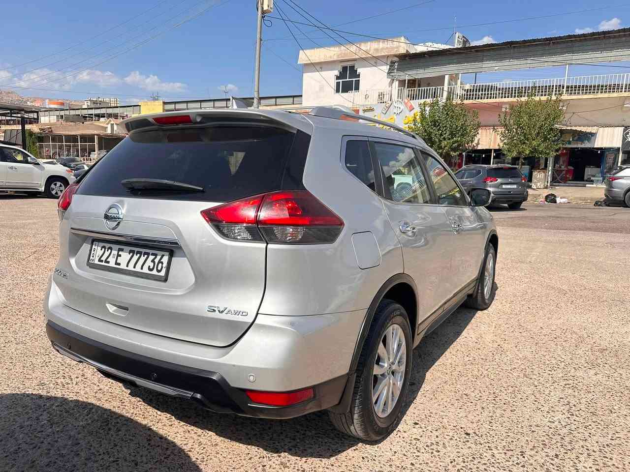 Nissan Roj 2020 SV AWD 
الظرر مرفق مع صور المنشور بيها سبخ بس بولند الظرر صطحي بدون دواخل شاصي ايرباك استيرن مسستم كير محرك تبريد شرط رقم سنويه تايرات تخم جديد مواصفات دبل اكسن صندوق شفت كشنات كهربائي تدفئه تبريد مركزي مرايه إيشاره السعر 142$ مكان عقره دهوك *********** واتساب
