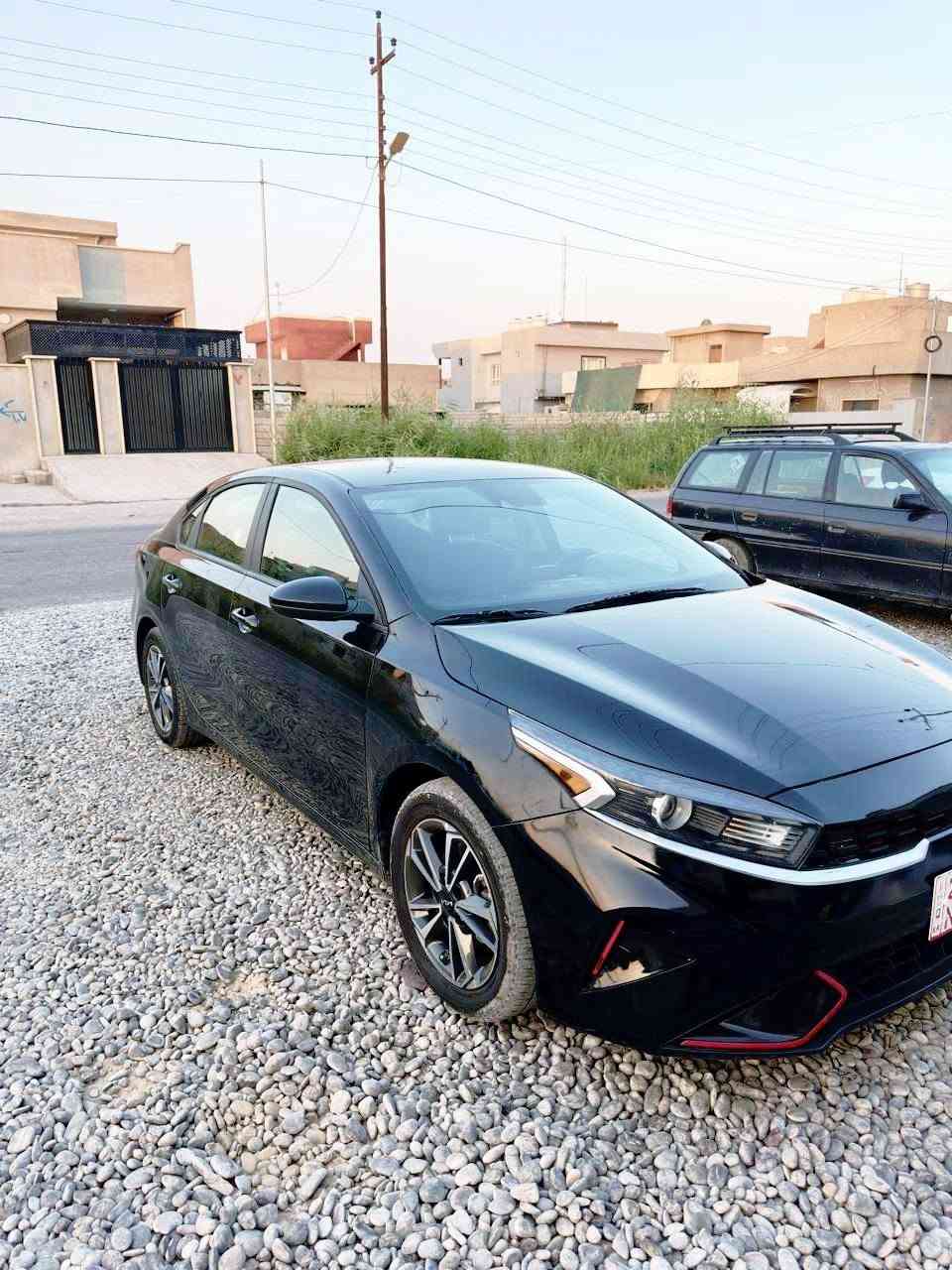 KIA FORTE 2024 LXS 
اللون اسود كذاب 
ويل كب اصلي
محرك 2.0 دوش بانزيت عادي
شاشاة كبيرة
رادار أمامي
3 أنظمة قيادة
تحكم ستيرن
 نظام تحديد المسار
حساس خلفي 
شاشة كار بلي
كير اوتو
ماشية ٥٤ الف ميل 
الضرر بونيد وجاملغ تبديل تجاري وجاملغ خلفي صبغ 
صور الضرر مرفق
ايرباك سليم فقط ستيرن طاك وامبدل
بجم GT LINE
السيارة نظيفة كلش 
السعر 129$ ومجال 
المكان اربيل
رقم كاتي دهوك 
دخول جديد 
للاستفسار مراجعة الصفحة او الاتصال بالرقم 
*********** واتساب حصرا
