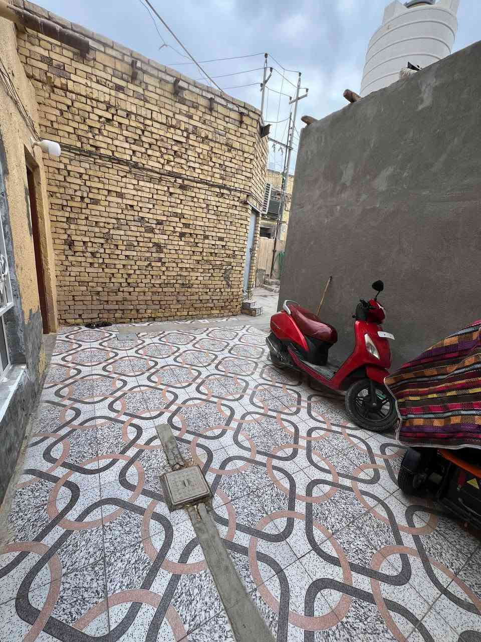 حاوي النهضه • ٣٠٠م • محل خارجي