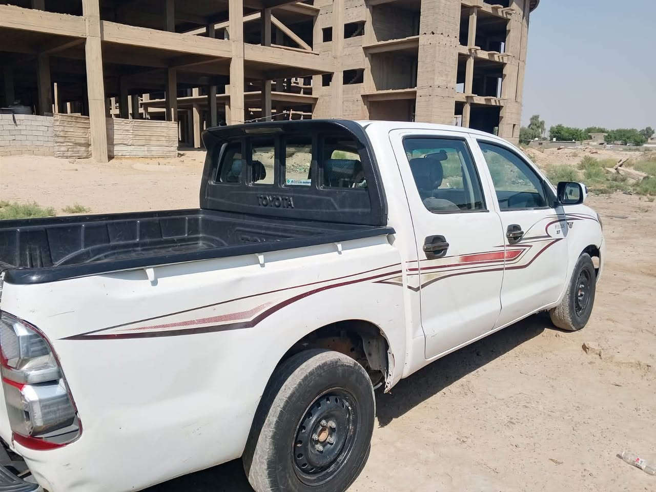 سلام عليكم شباب سياره مدل 2006البيع السعر 120وبيه مجال العنوان بغداد اتصل وتدلل ***********
