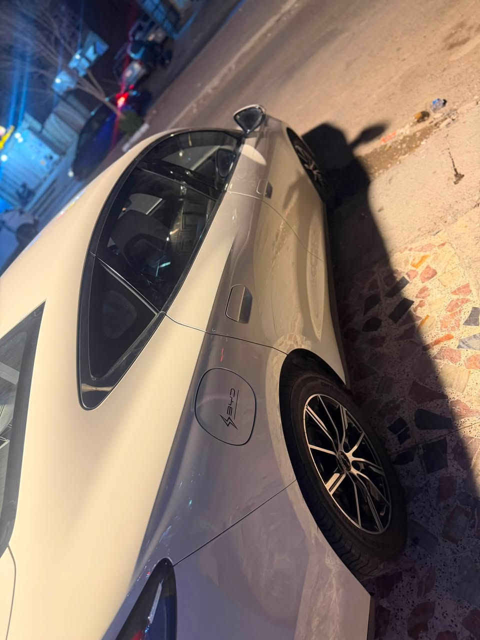 سلام عليكم بي وايدي سيل سكس موديل ٢٥ ماشيه ٣١ لاف بسمي بكان بغداد بلديات سعره ٣٢ وبيه مجال بصيط الرقم ***********
