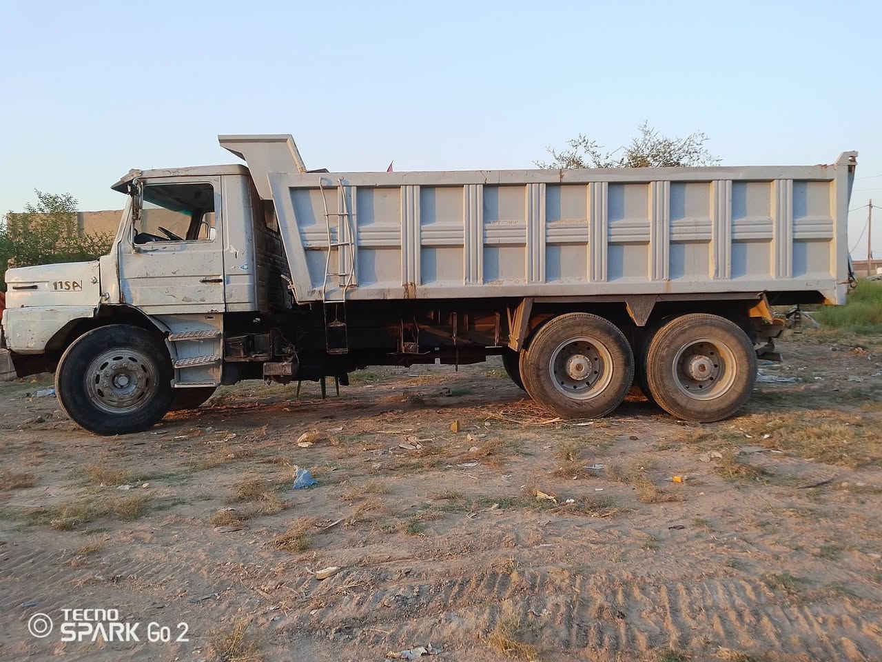 سكانيه موديل 82 ////125 مكينه لا تنقيص  وله  تبخير  مجموعه مناقصه شي حداديه جديد رعيهه مسوي وكاله عامه   مجموعه    مان  المكان بابل  رقم الهاتف ‏‪***********‬‏
