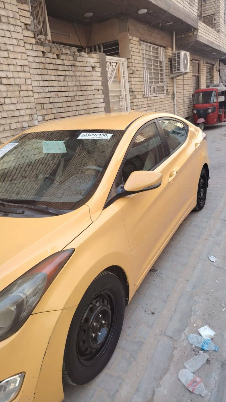 السلام عليكم
النترا ٢٠١٢ وارد امريكي
عليها منظومة غاز 
للاستفسار مع صاحب السيارة
المكان بغداد 
***********
