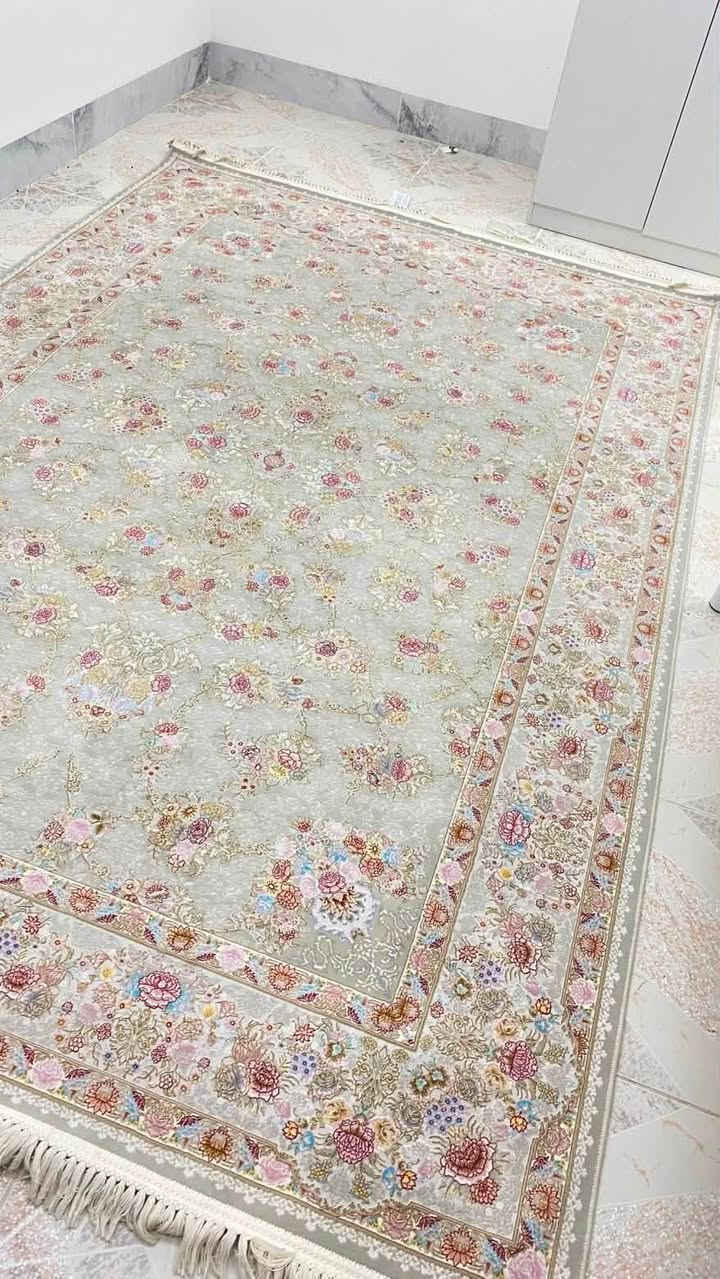 فەرشی ئیرانی ١٢٠٠ شانە قیسی ٢ بە٣ سعری ١٥٠ هەزار/***********
