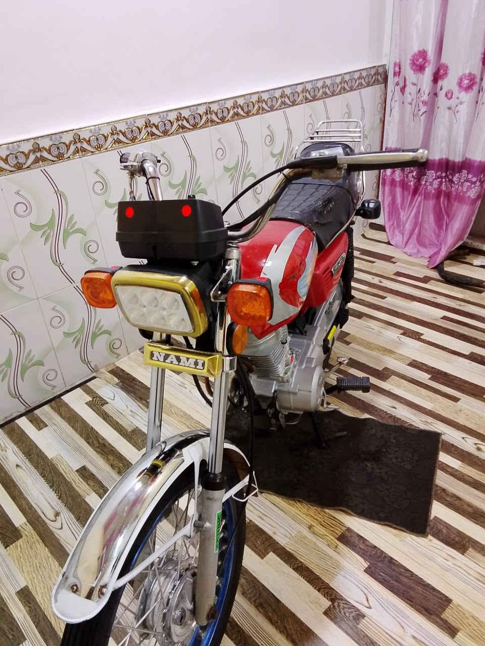 السلام عليكم دراجه دوات ناعمه السعر 500 وبيها مجال ادوات العنوان بصره القبله***********
